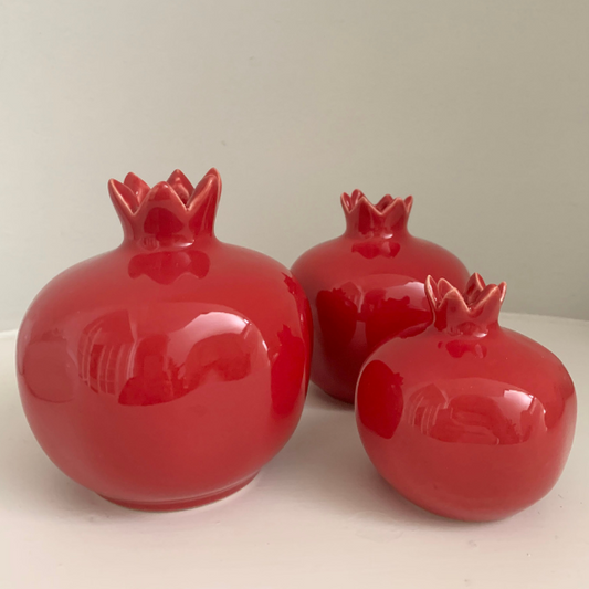 Turkish pomegranate ceramic vase table decor ideas bud vase Iznik vase kutahya  ceramics red pomegranate bud vase